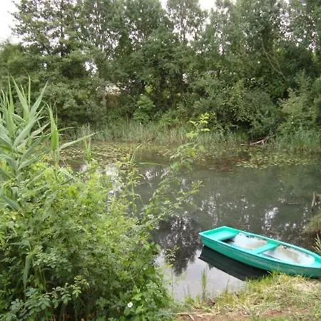 Dom wakacyjny Mit Wintergarten Am Elbe-Parey