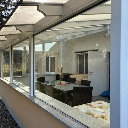 Nyaraló Mit Wintergarten Am