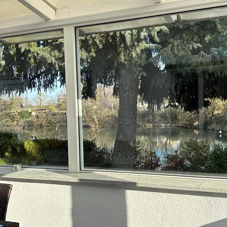 Mit Wintergarten Am Ferienhaus *