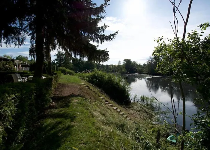 Mit Wintergarten Am * Elbe-Parey
