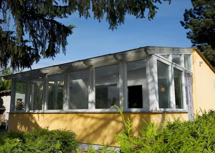 Mit Wintergarten Am *