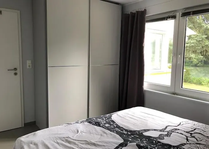 Mit Wintergarten Am * Elbe-Parey