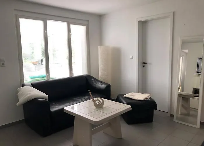 Vakantiehuis Mit Wintergarten Am *