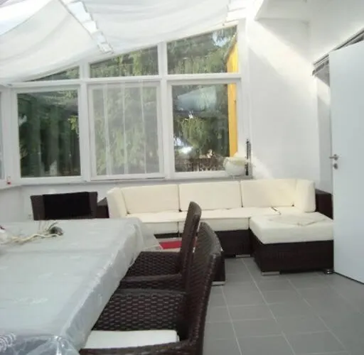 Vakantiehuis Mit Wintergarten Am Elbe-Parey